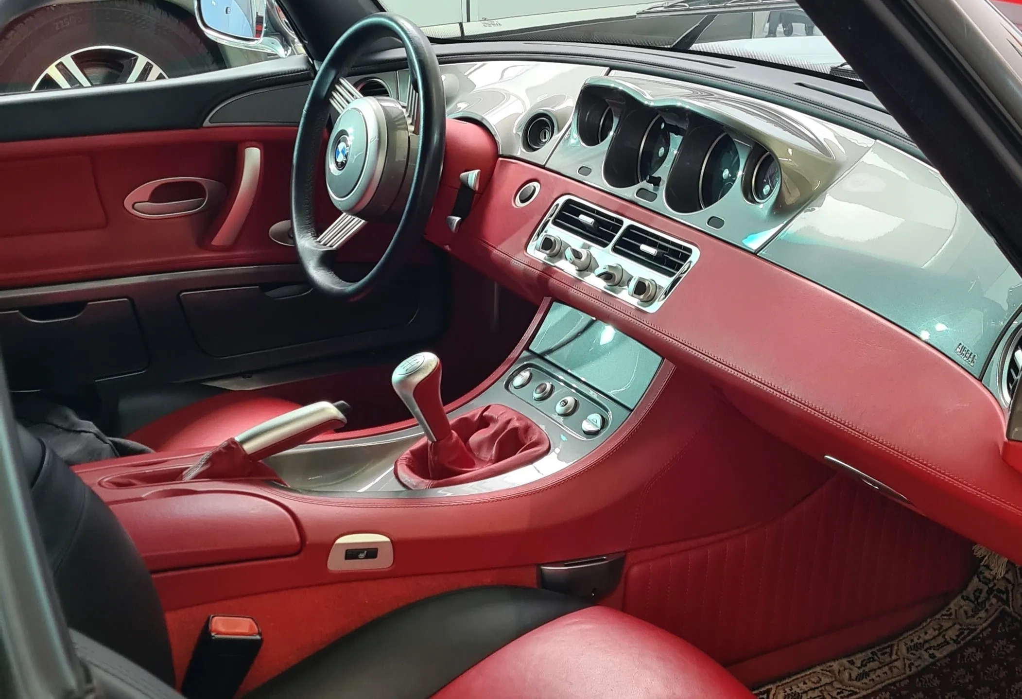 Bild Oldtimer Unterseite Autoaufbereitung WEBP